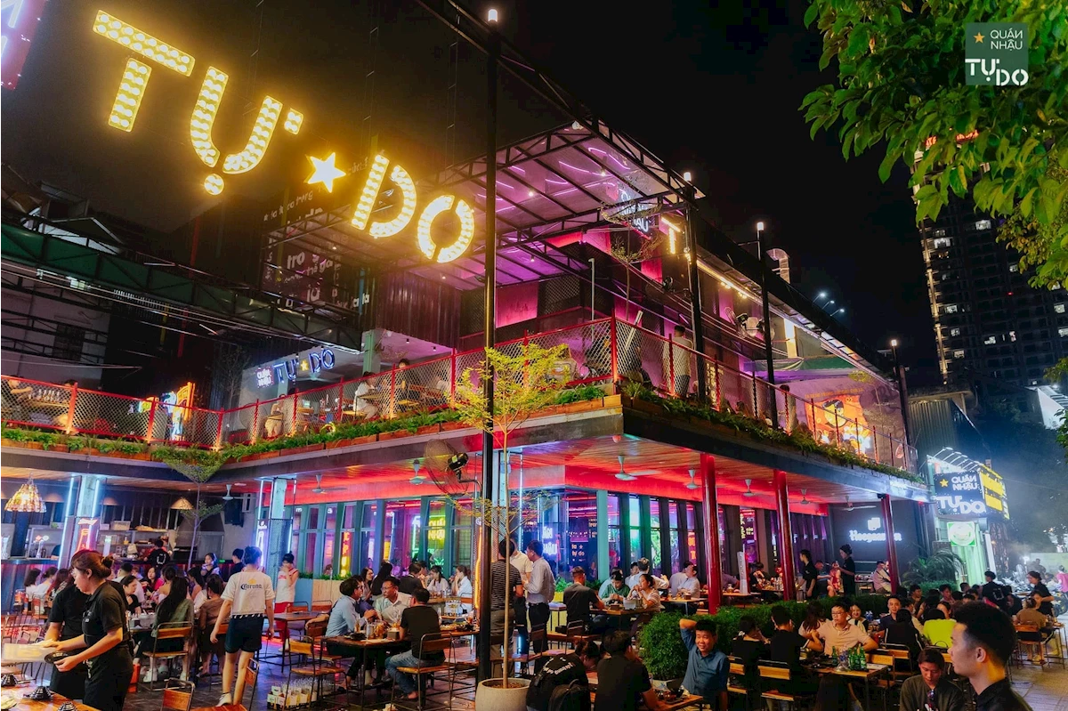 Không gian quán nhậu đẹp dễ thu hút khách hàng