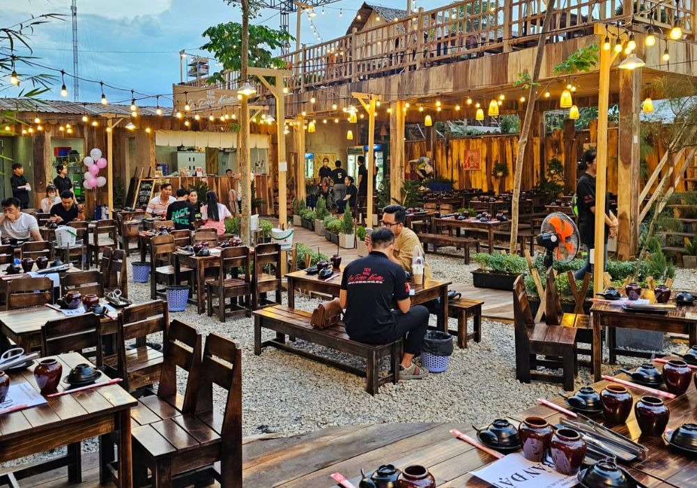 Mẫu thiết kế quán nhậu ngoài trời đẹp