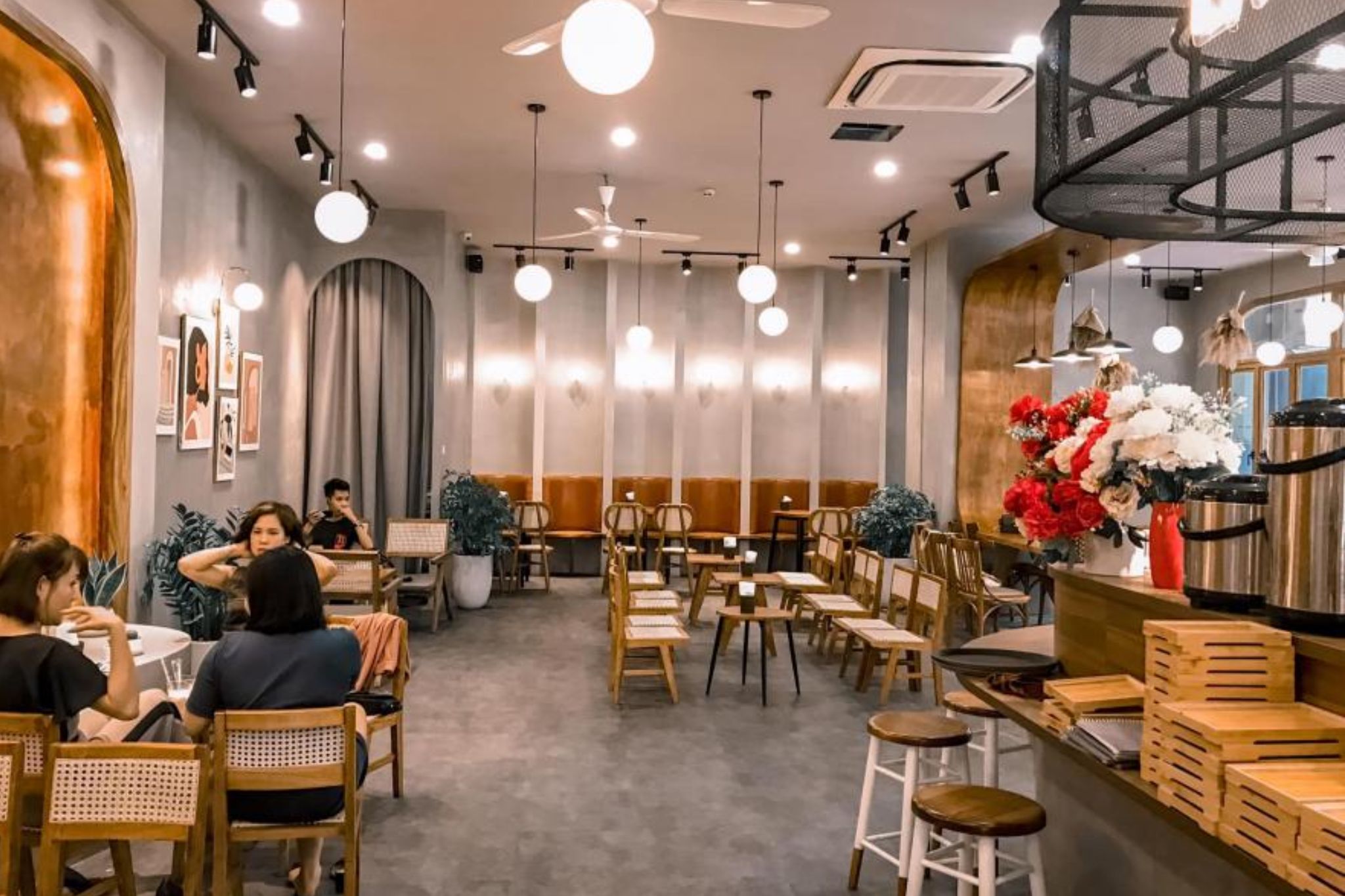 Thiết kế quán Cafe mộc mạc, gần gũi