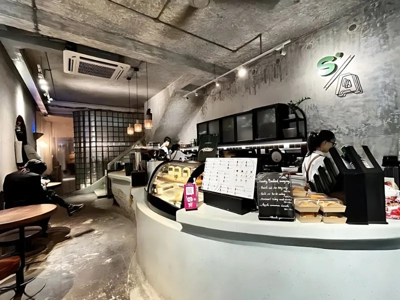 Xu hướng Rustic hiện đại phù hợp với quán cafe có diện tích nhỏ đến vừa, đặc biệt là ở các thành phố lớn