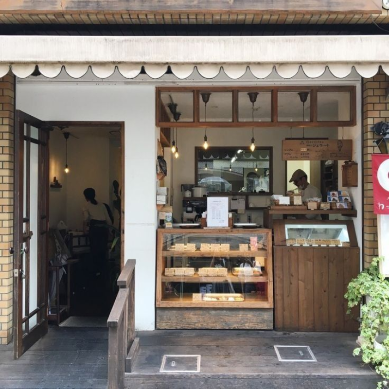 Quán cafe 15m2 kết hợp tiệm bánh