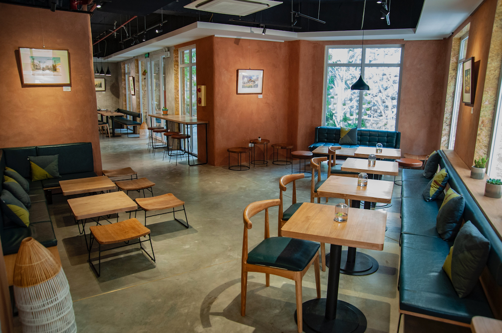 Chi phí thiết kế không gian bên trong quán cafe phong cách tân cổ điển dao động từ 240.000 VNĐ – 300.000 VNĐ/m²