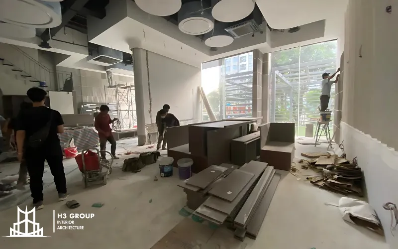 H3 Group luôn có tại những thời điểm quan trọng nhằm giám sát quá trình thi công và đảm bảo các vấn đề được giải quyết kịp thời