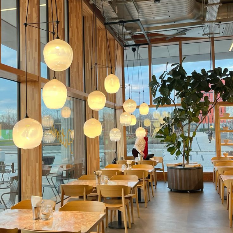 Tạo điểm nhấn trang trí trong quán cafe nhỏ