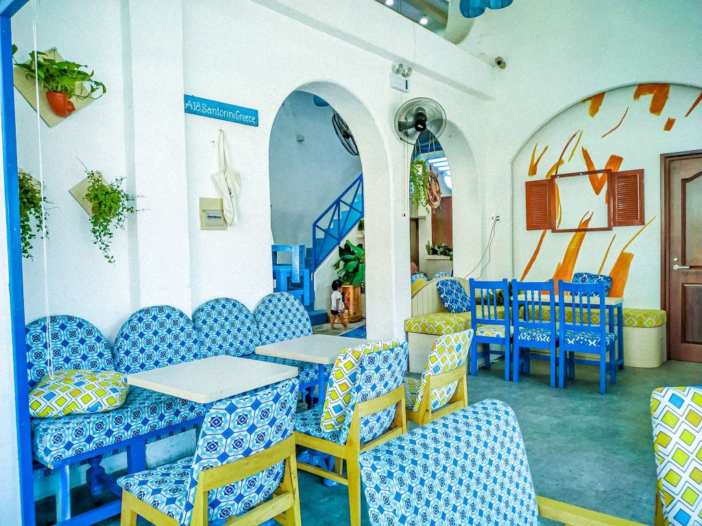 Quán cafe phong cách Địa Trung Hải kiểu Ý lấy cảm hứng từ những ngôi làng ven biển Địa Trung Hải