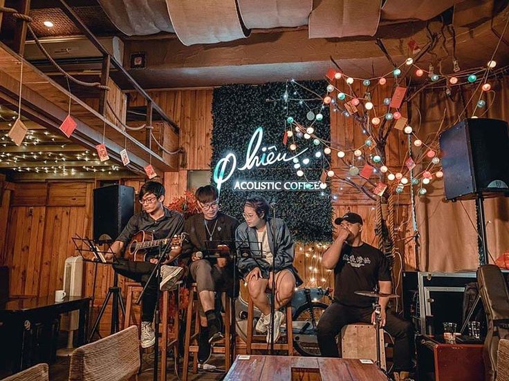 Quán cafe tái chế