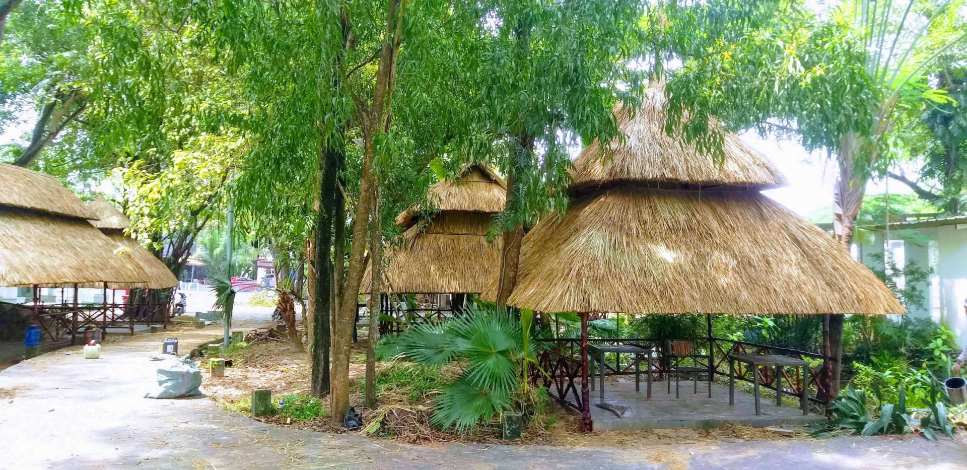 thiết kế quán cafe mái lá theo phong cách thiền định