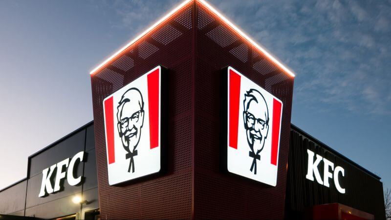 Nhượng quyền thương hiệu gà rán KFC là sự lựa chọn độc đáo với các nhà đầu tư yêu thích ẩm thực