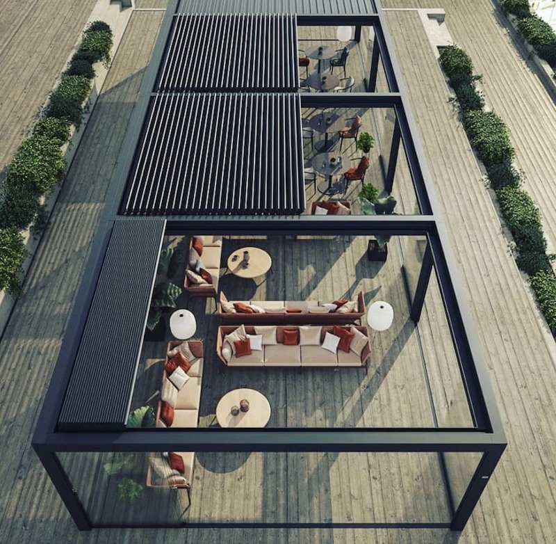 Kết cấu khung sắt tạo cảm giác gọn gàng, phù hợp với không gian cafe rooftop diện tích nhỏ