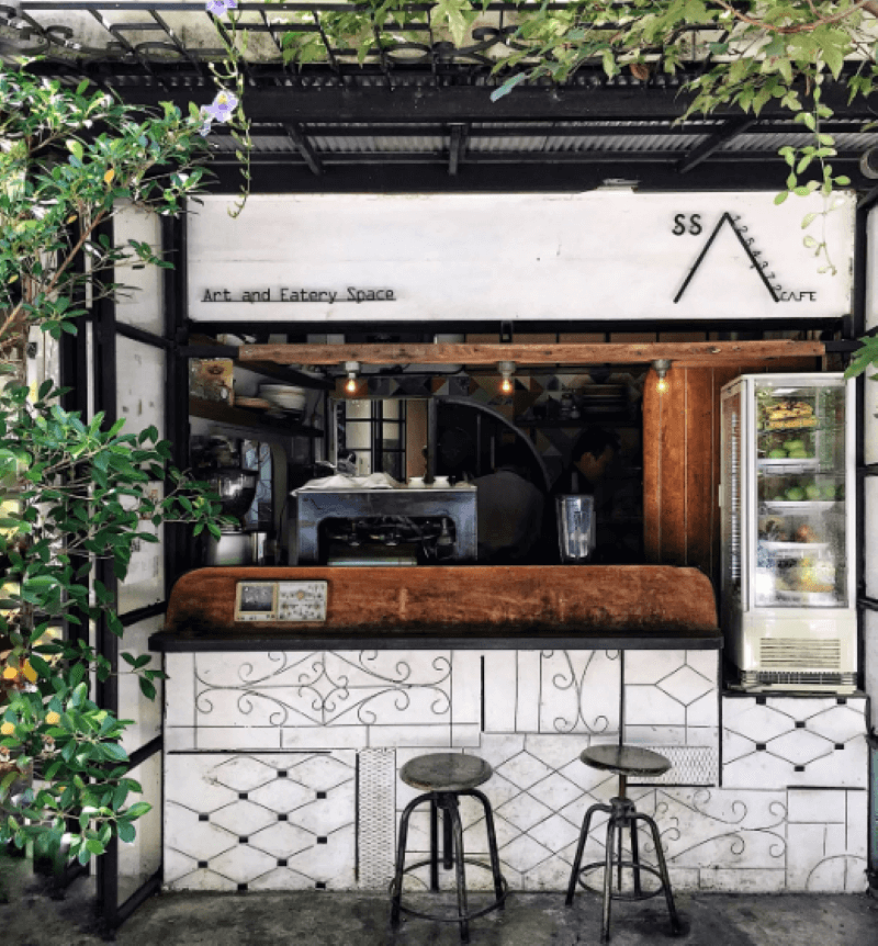 Đầu tư cafe take away giúp tối ưu chi phí mặt bằng, phù hợp với người khởi nghiệp vốn ít