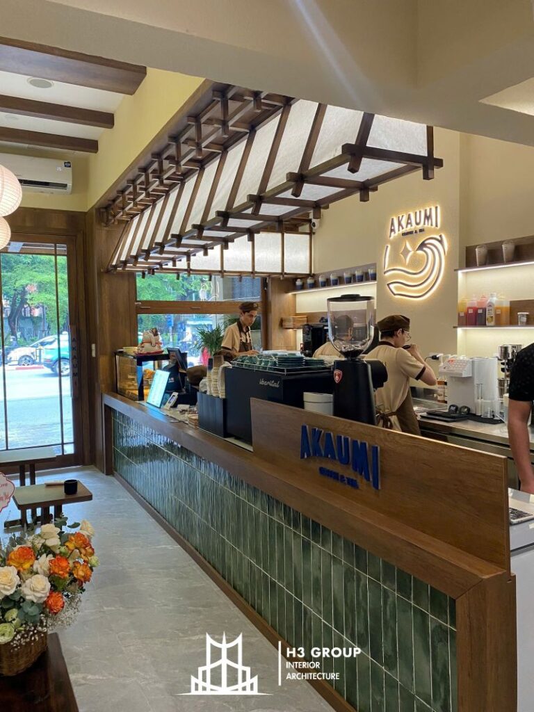 Mô hình kinh doanh cafe phong cách Nhật đặc trưng bởi thiết kế tối giản, tinh tế, chú trọng sự tĩnh lặng và trải nghiệm thưởng thức trà – cafe nhẹ nhàng 