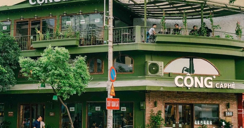 Tạo bộ tiêu chuẩn thiết kế nhằm giúp chuỗi cafe giữ được sự đồng bộ về không gian, vật liệu và trải nghiệm khách hàng tại mọi chi nhánh