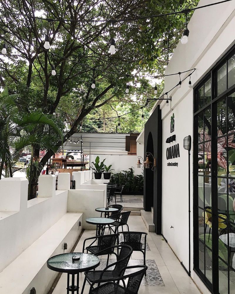 Thiết kế quán cafe hiện đại kết hợp tối giản hướng đến không gian tinh gọn, thanh thoát, loại bỏ mọi chi tiết thừa thãi