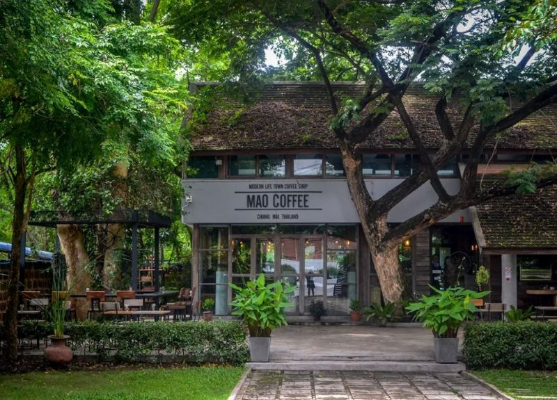 Kinh doanh quán cafe ở nông thôn có tiềm năng lớn nhờ chi phí thuê mặt bằng thấp, không gian rộng, sẵn lợi thế thiên nhiên và ít cạnh tranh hơn thành phố 