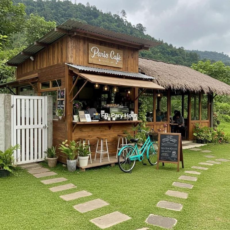 Phong cách thiết kế Đồng quê (Country) mang vẻ đẹp mộc mạc, ấm áp với chất liệu gỗ tự nhiên, gam màu nhẹ nhàng và các chi tiết trang trí gợi nhớ không gian làng quê 