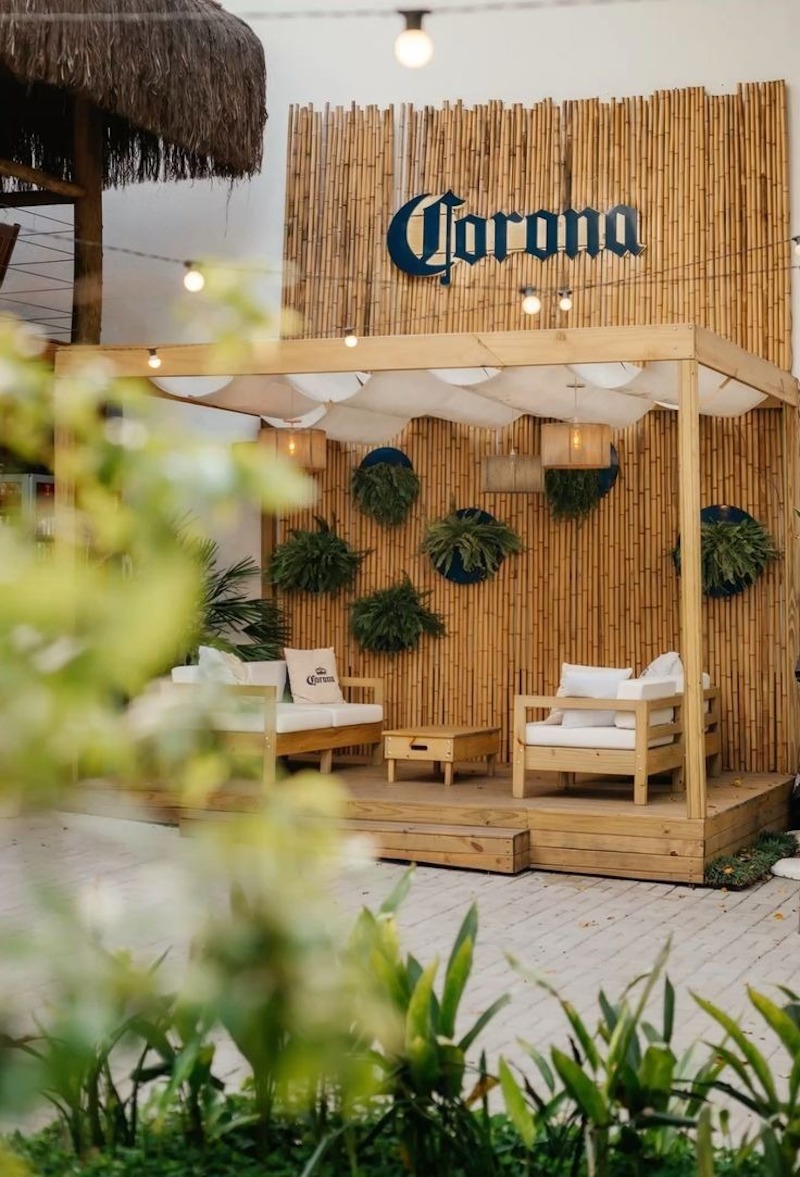 Tre có thể được sử dụng trong quán cafe cho khung nhà, mái, vách ngăn, trần, nội thất và trang trí ngoại thất