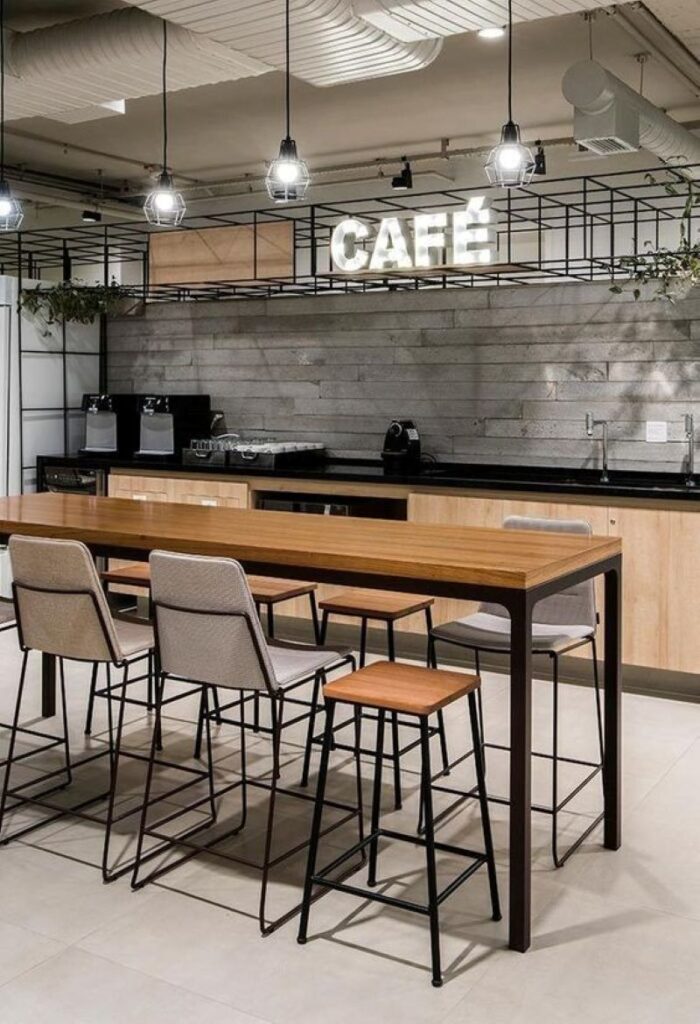 Thiết kế quán cafe văn phòng phong cách công nghiệp tạo ấn tượng mạnh mẽ nhờ tường gạch, bê tông và kim loại thô mộc 
