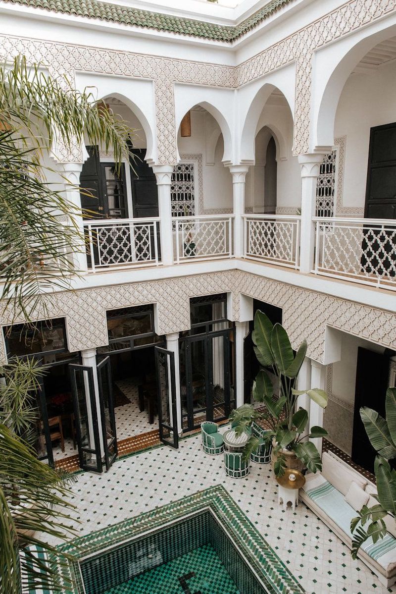 Mang lại không gian nghỉ dưỡng sang trọng, đậm chất văn hóa Đông Dương