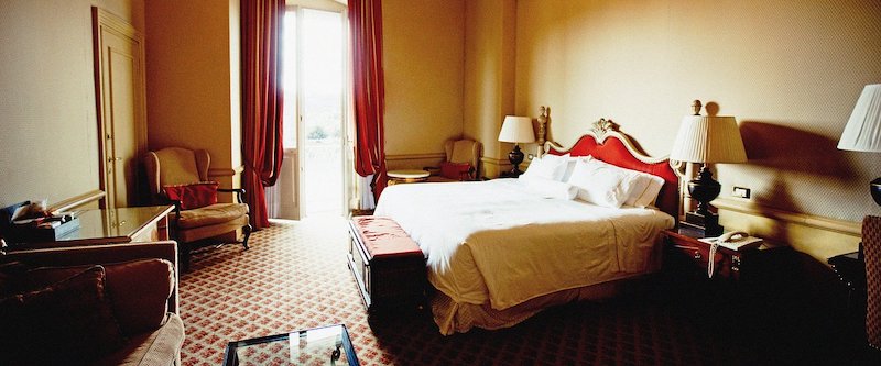 Thiết kế khách sạn phong cách Retro Pháp mang đến không gian lưu trú sang trọng, lãng mạn và đậm chất châu Âu cổ điển