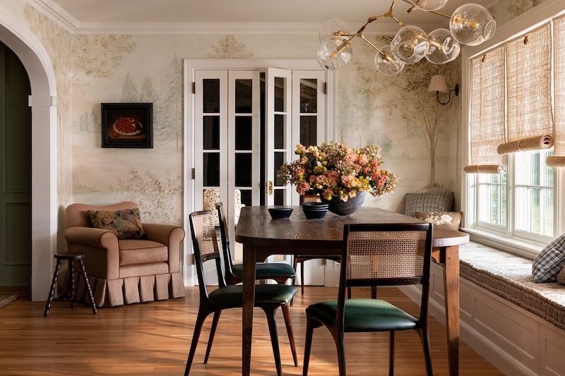 Việc chọn chất liệu không chỉ ảnh hưởng đến thẩm mỹ mà còn nâng cao trải nghiệm cảm giác trong không gian 