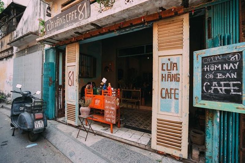 Thiết kế quán cafe phong cách cổ trở thành xu hướng vì tạo không gian hoài niệm, ấm cúng và độc đáo, thu hút khách muốn trải nghiệm và check-in