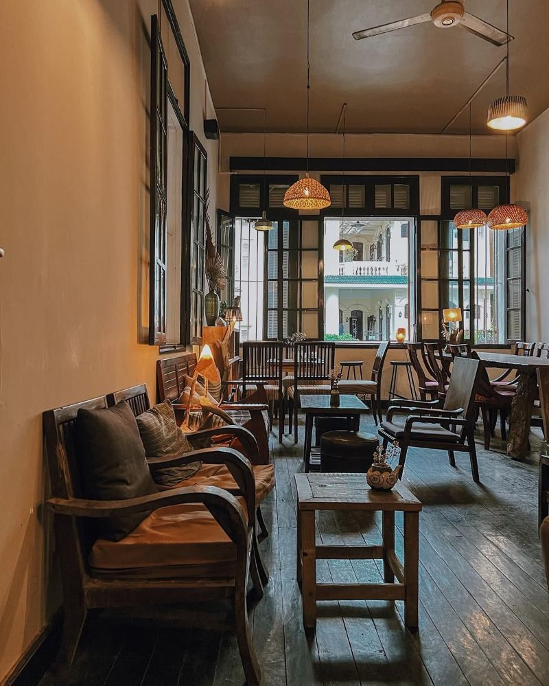 Một thiết kế quán cafe phong cách cổ đẹp cần kết hợp khéo léo giữa ánh sáng, chất liệu và nội thất để tạo tổng thể hài hòa