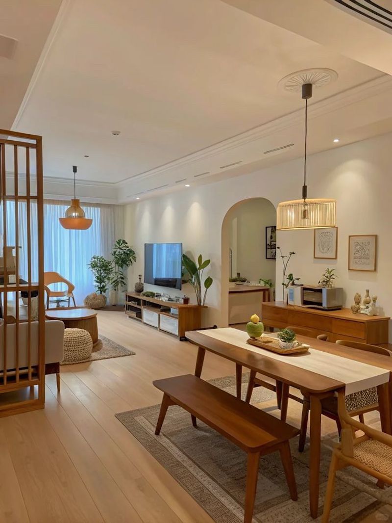 Cách trang trí tối giản không chỉ giúp tăng tính thẩm mỹ và chiều sâu thị giác, mà còn thể hiện phong cách sống tinh gọn, hiện đại và thanh lịch của gia chủ