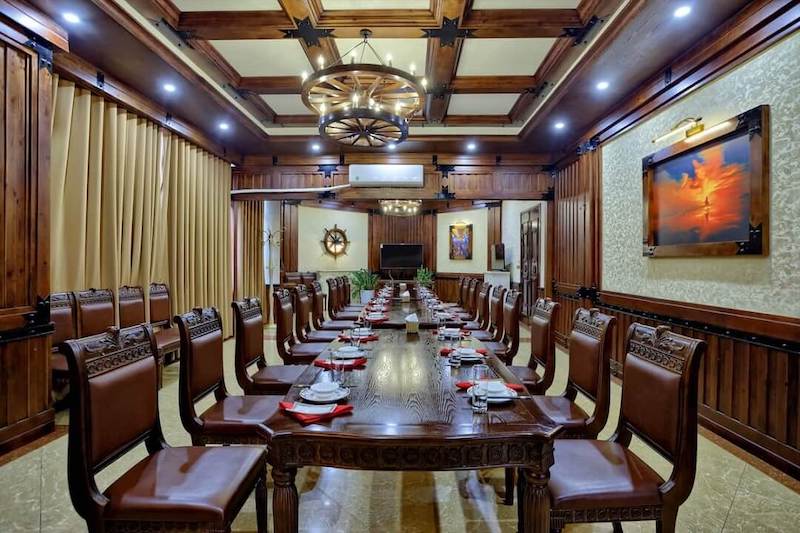 Thiết kế phòng ăn VIP cho nhà hàng Việt chú trọng sự hài hòa giữa truyền thống và hiện đại, phù hợp nhiều nhóm khách hàng