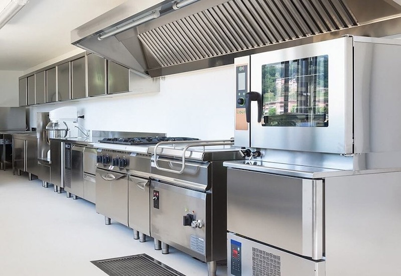 Khu vực phục vụ và phụ trợ cần được bố trí kín đáo nhưng thuận tiện, đảm bảo luồng di chuyển mượt mà cho nhân viên và hỗ trợ vận hành suôn sẻ trong suốt sự kiện 