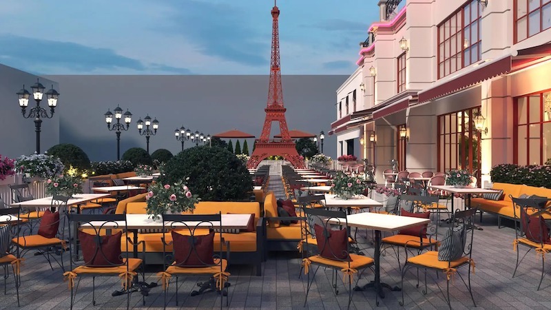 Ánh sáng tự nhiên và đèn trang trí tinh tế giúp không gian nhà hàng luôn sáng, ấm áp và thu hút cả ban ngày lẫn ban đêm