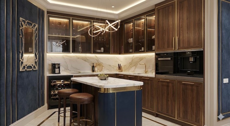 Bếp phong cách Luxury với tủ gỗ trầm, đảo bếp ốp đá xanh navy viền mạ vàng và đèn thả nghệ thuật