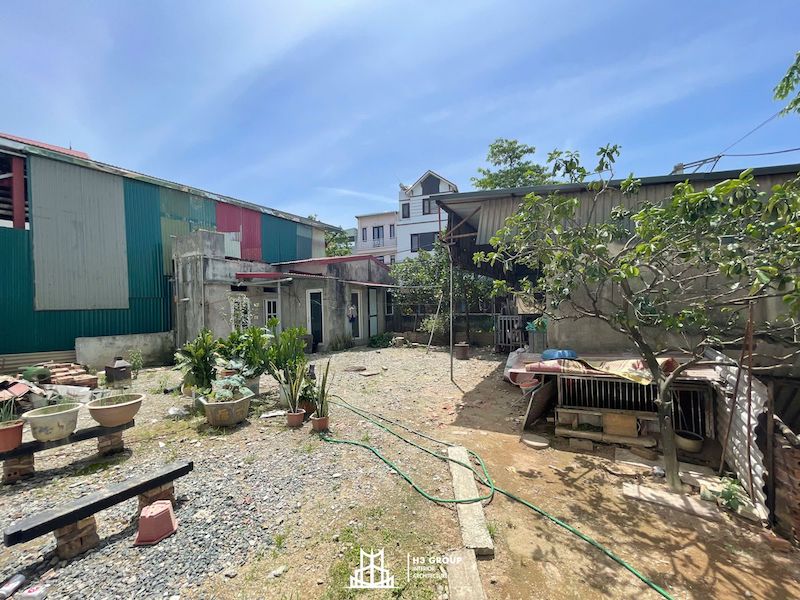 Laa Café được bắt đầu từ nền đất trống hoàn toàn