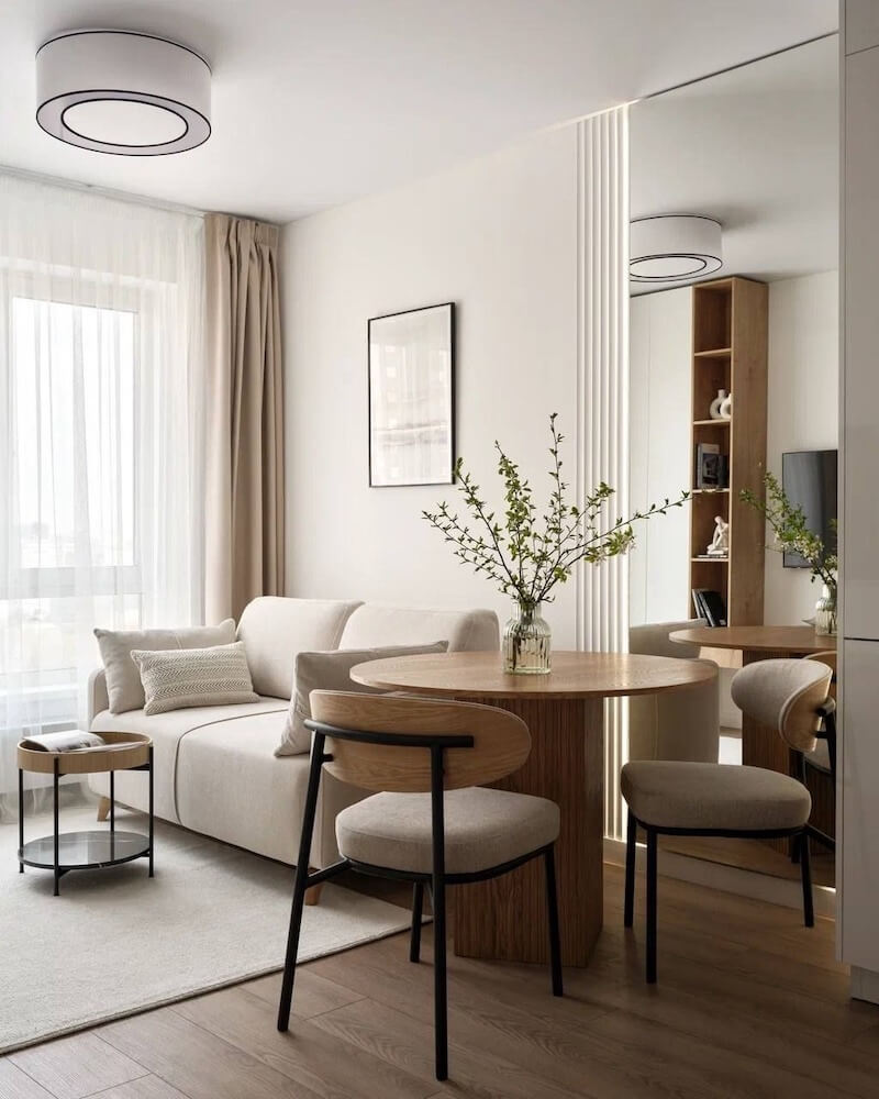 Sofa văng dáng thẳng là lựa chọn phổ biến cho phòng khách nhỏ phong cách Hiện đại vì tiết kiệm diện tích sử dụng