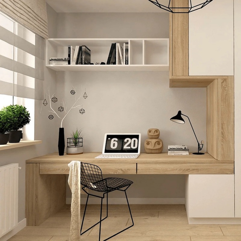 Thiết kế tối giản với nội thất gỗ sáng màu giúp không gian gọn gàng, tận dụng tối đa ánh sáng tự nhiên cho góc làm việc thêm thông thoáng và đầy cảm hứng