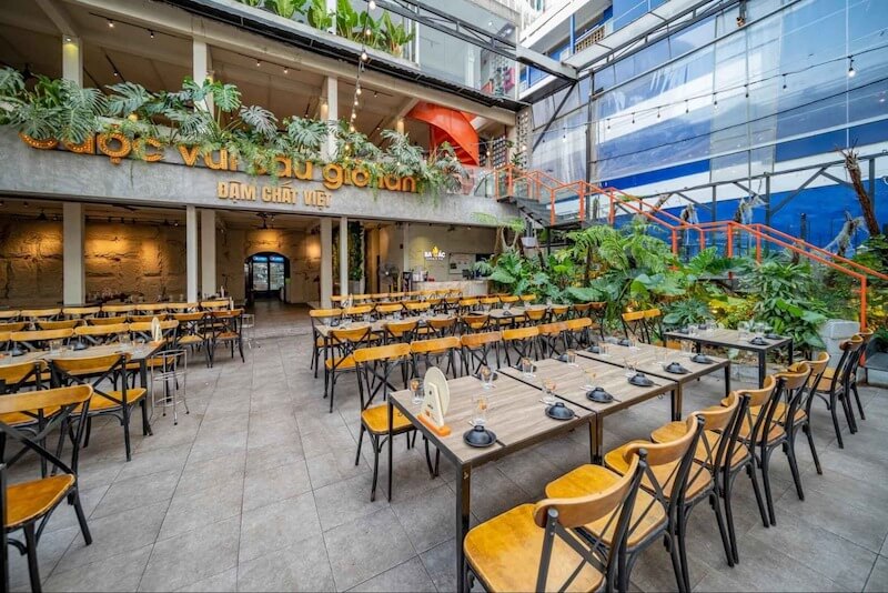 Nhà hàng hải sản nhiệt đới tạo hình ảnh thân thiện, thoáng đãng và dễ ghi nhớ với khách hàng