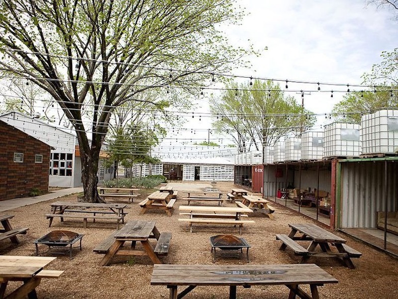 Thiết kế hướng đến khách hàng trẻ, nhóm bạn hoặc dân văn phòng muốn không gian “chill”, gần gũi, giá hợp lý 