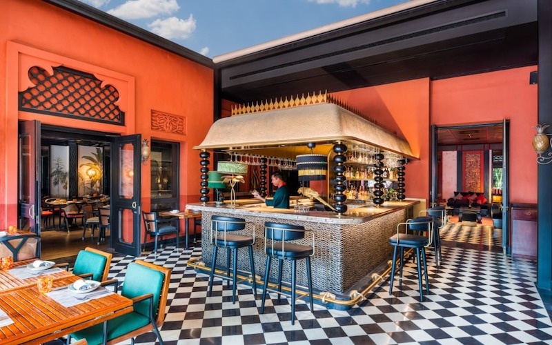 Nét đặc trưng và tinh thần trong thiết kế nhà hàng Thái nằm ở sự sống động, rực rỡ và tinh tế