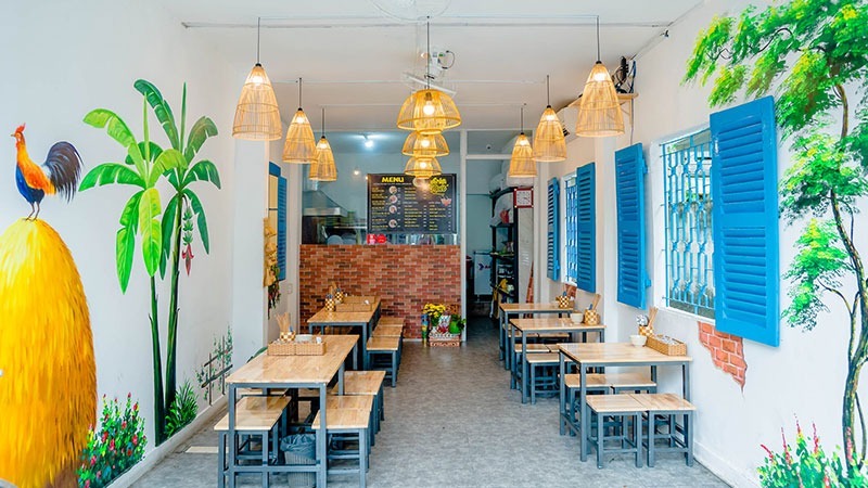 Ưu điểm thiết kế Hà Nội xưa là tạo sự khác biệt, dễ kết hợp vật liệu trang trí rẻ nhưng hiệu quả, nâng cao giá trị thương hiệu quán