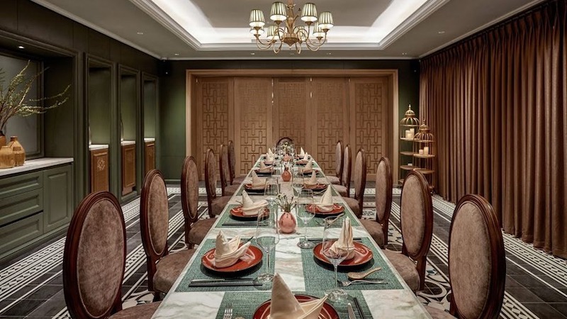 Phòng VIP trong nhà hàng 5 sao phải độc lập, cách âm tốt, trang bị tiện nghi hiện đại, tạo không gian riêng tư, sang trọng và đẳng cấp cho khách 