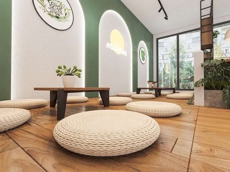 Những cánh cửa lớn giúp thoát mùi nhanh, giảm ám dầu mỡ, tăng an toàn, giữ không gian thoáng sạch hơn khi dùng