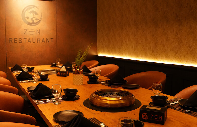 Quán lẩu Nhật Bản cao cấp đầu tư thiết kế tinh giản chuẩn Nhật, phòng riêng sang trọng, nguyên liệu cao cấp và dịch vụ chuẩn mực