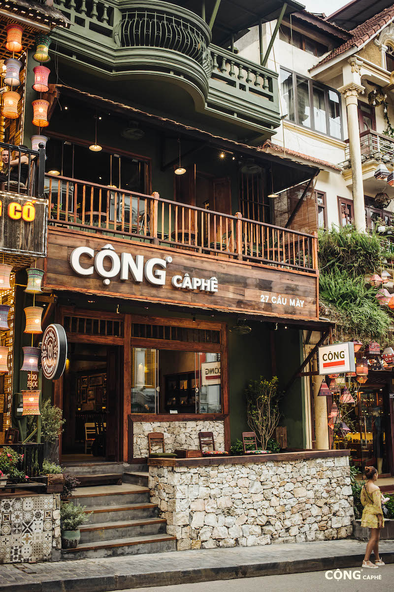 Nhượng quyền Cộng Cà Phê đặc biệt vì bán trải nghiệm hoài niệm, tệp khách cao cấp, thương hiệu biểu tượng và yêu cầu vận hành, thiết kế khắt khe