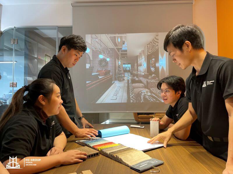 Chọn H3 Group giúp đảm bảo thiết kế tối ưu công năng, thi công đúng tiến độ, kiểm soát chi phí hiệu quả và tạo ra không gian quán cafe 500m2 đồng bộ, thu hút khách hàng