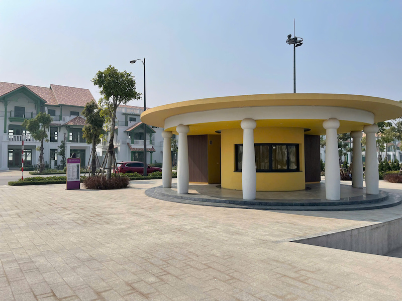 Coffee Shop 68 – Điểm dừng chân nổi bật giữa quảng trường